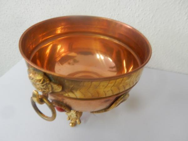 Kupferräucherschale dreibeinig mit Triquetta